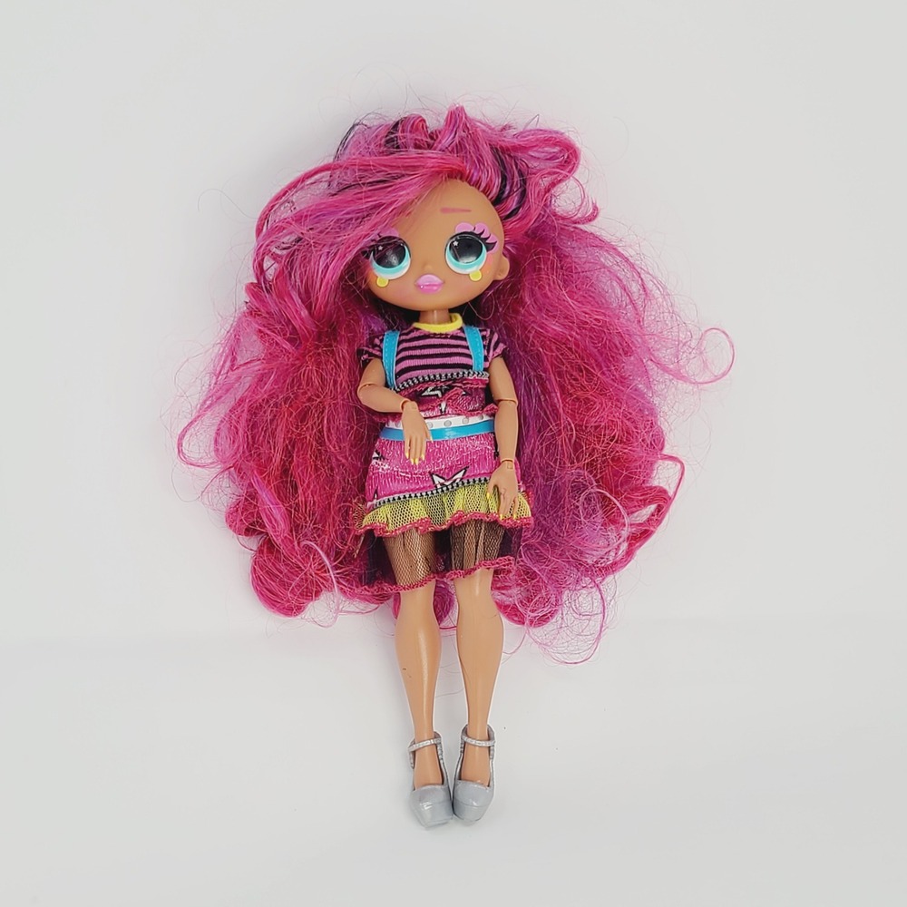 L.O.L. Surprise OMG Queens Miss Divine 9" Doll Monster High Dress Silver Shoes
